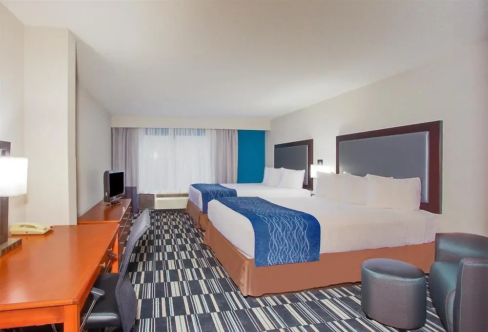 Fairfield Inn & Suites By Marriott Virginia Beach/Norfolk Airport 2*,